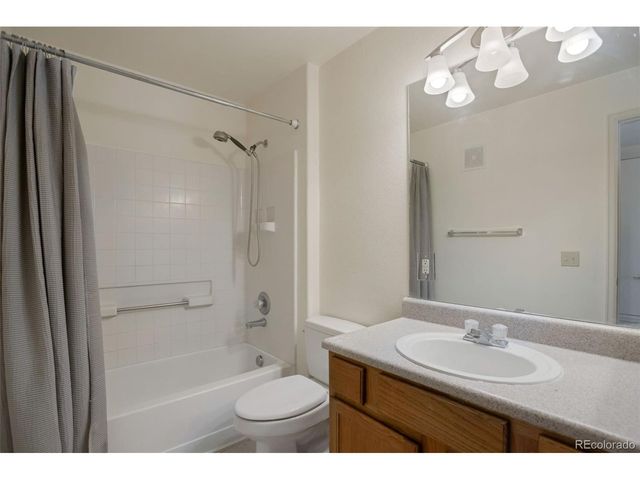 10091 E Carolina Dr 24-202, Aurora, CO 80247