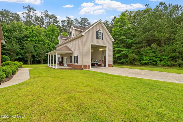 701 Small Drive, Elizabeth City, NC 27909