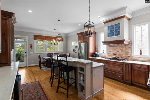 12 Lakecrest Drive, Columbia, SC 29206