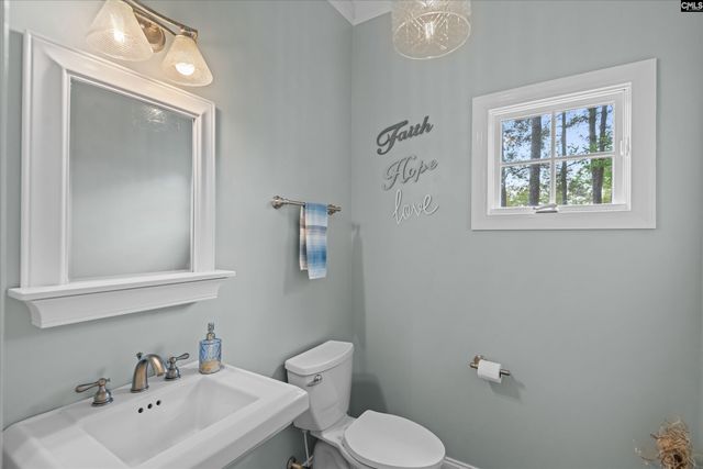 12 Lakecrest Drive, Columbia, SC 29206