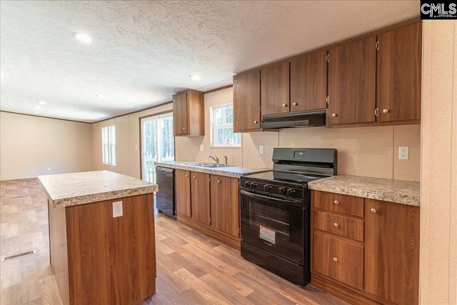 846 Horses Neck Road, Swansea, SC 29160