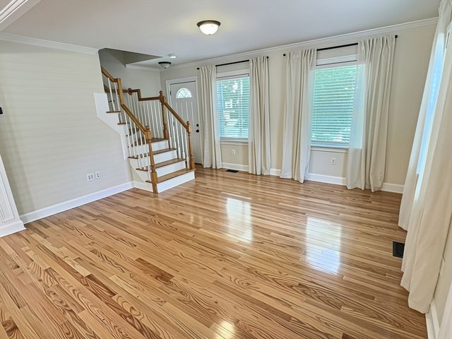 28 Cherry St, Plymouth, MA 02360