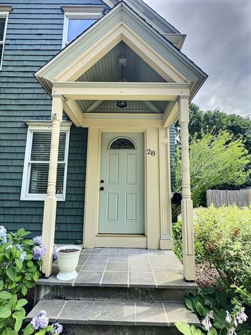 28 Cherry St, Plymouth, MA 02360