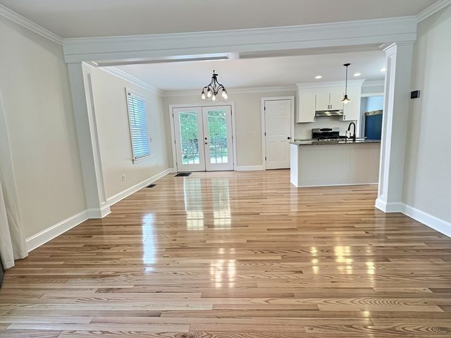 28 Cherry St, Plymouth, MA 02360