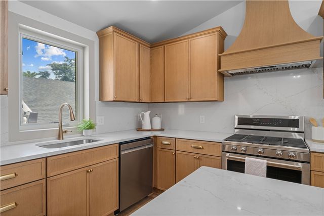 183 S 16th St, South Side, PA 15203