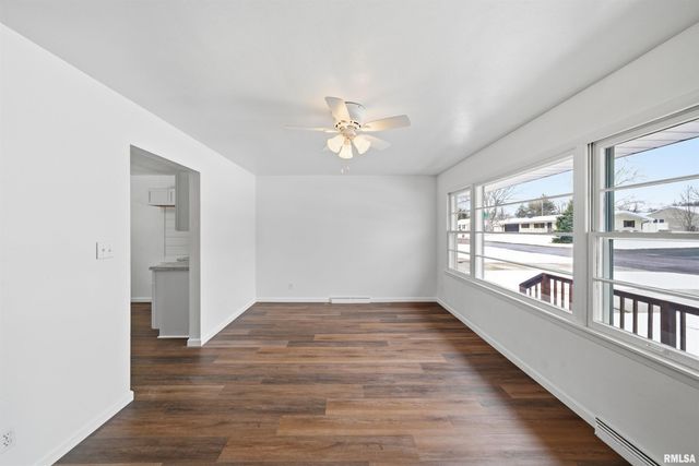 2230 W CINDY Lane, Peoria, IL 61614