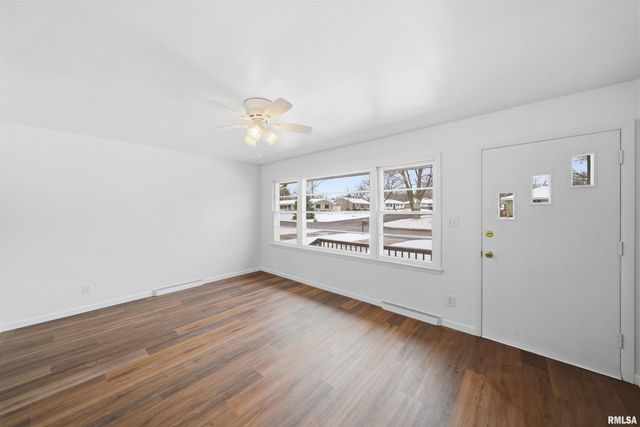 2230 W CINDY Lane, Peoria, IL 61614