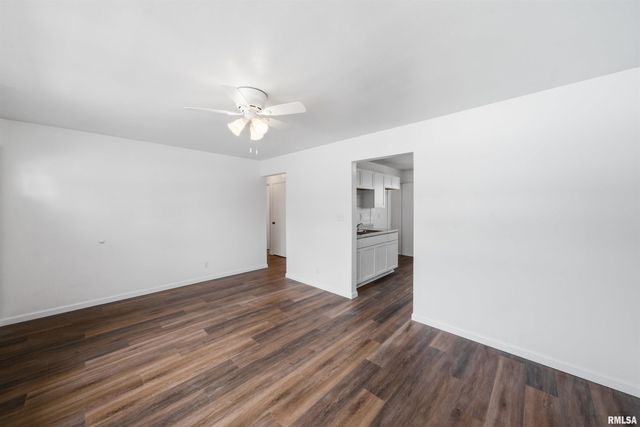 2230 W CINDY Lane, Peoria, IL 61614