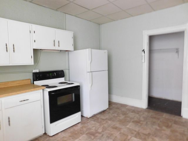 830 Tennessee Avenue, Etowah, TN 37331