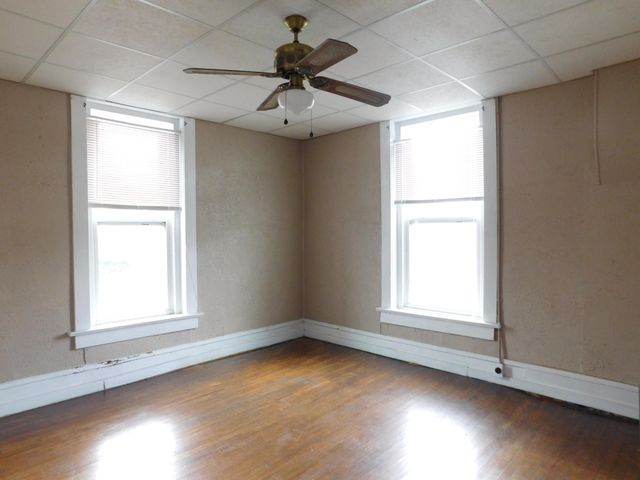 830 Tennessee Avenue, Etowah, TN 37331