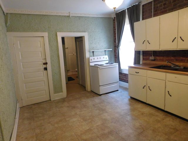 830 Tennessee Avenue, Etowah, TN 37331