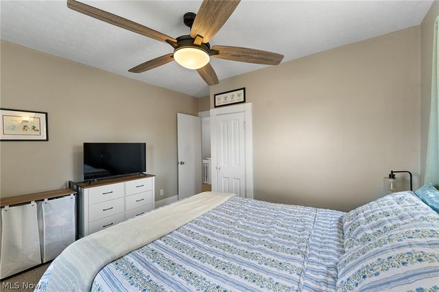 111 E Liberty Street, Girard, OH 44420