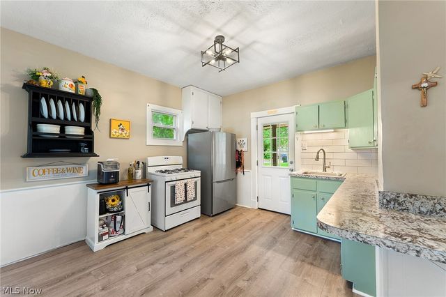 111 E Liberty Street, Girard, OH 44420