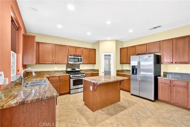 10918 Clover, Corona, CA 92883