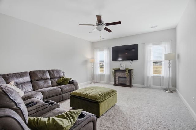 108 Telavera Dr, White House, TN 37188