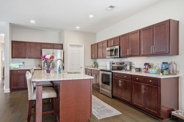 108 Telavera Dr, White House, TN 37188