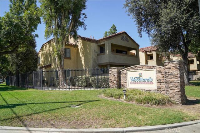 1114 W Blaine Street 105, Riverside, CA 92507