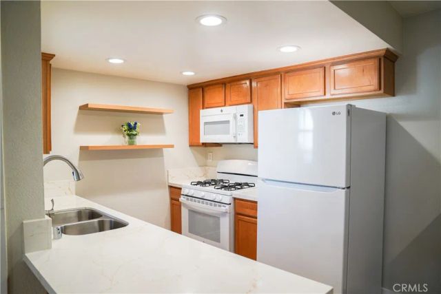 1114 W Blaine Street 105, Riverside, CA 92507