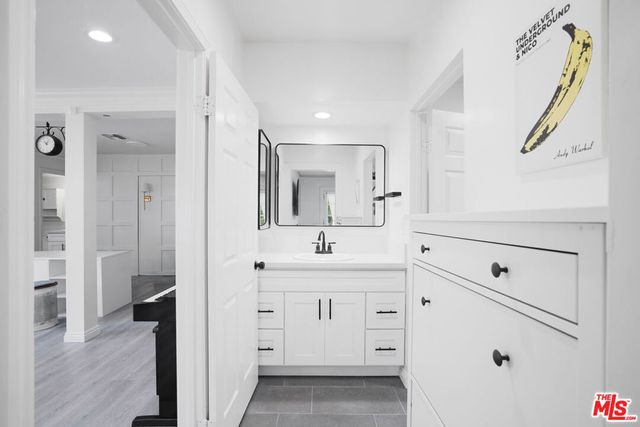 1032 4th Avenue, Los Angeles, CA 90019
