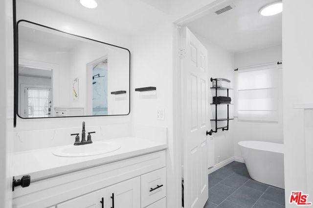 1032 4th Avenue, Los Angeles, CA 90019
