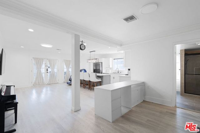 1032 4th Avenue, Los Angeles, CA 90019