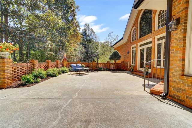 4025 Benell SE Court, Smyrna, GA 30082