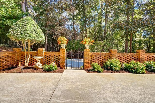 4025 Benell SE Court, Smyrna, GA 30082