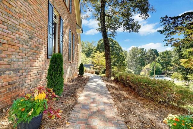 4025 Benell SE Court, Smyrna, GA 30082