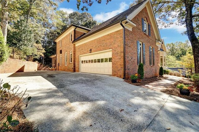 4025 Benell SE Court, Smyrna, GA 30082