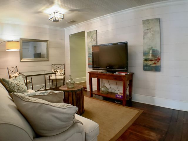 251 Meeting Street Unit 3, Charleston, SC 29401