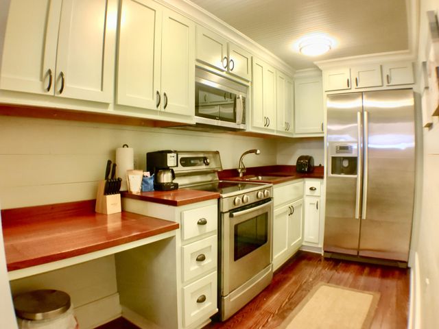 251 Meeting Street Unit 3, Charleston, SC 29401