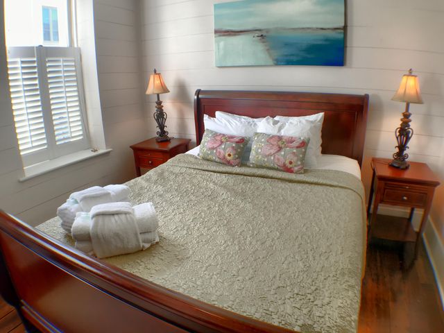 251 Meeting Street Unit 3, Charleston, SC 29401