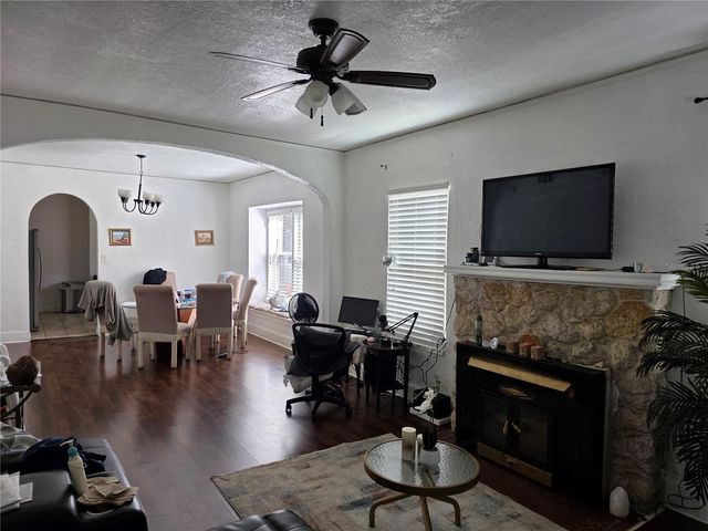 847 S RIDGEWOOD AVENUE, Daytona Beach, FL 32114