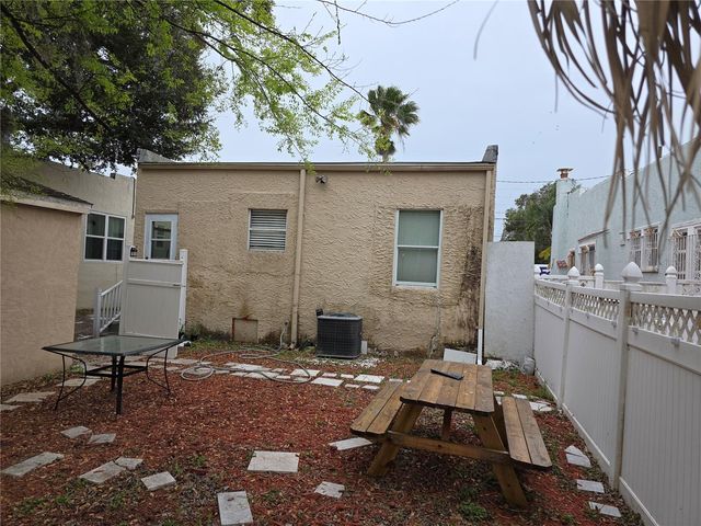 847 S RIDGEWOOD AVENUE, Daytona Beach, FL 32114