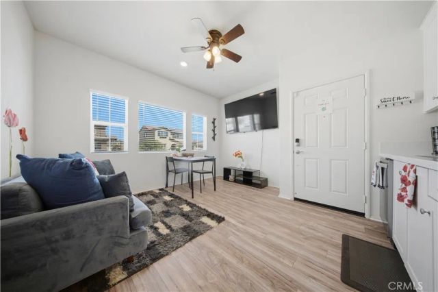 4410 W Avenue J1, Lancaster, CA 93536