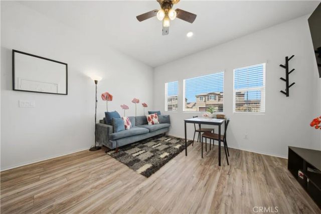 4410 W Avenue J1, Lancaster, CA 93536