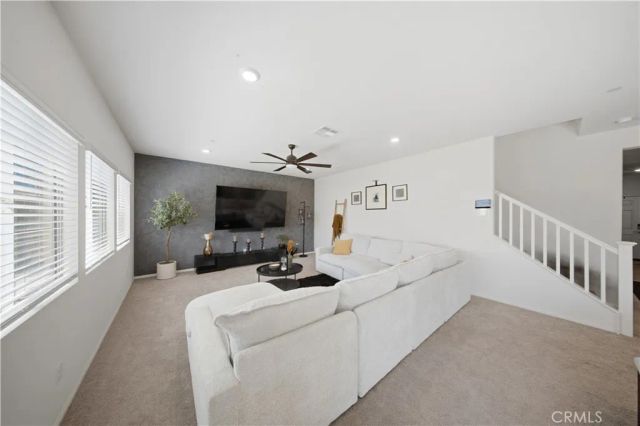 4410 W Avenue J1, Lancaster, CA 93536