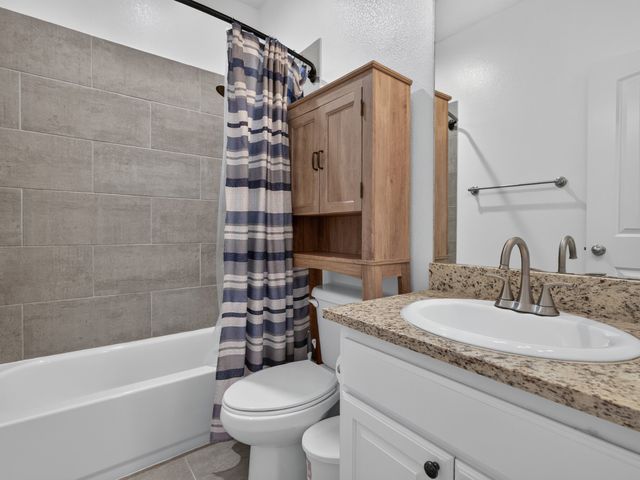 1700 Fairway Drive, Sherman, TX 75090