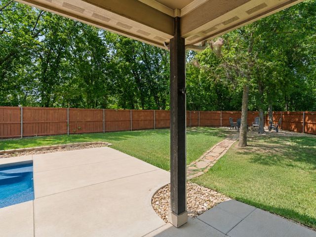 1700 Fairway Drive, Sherman, TX 75090
