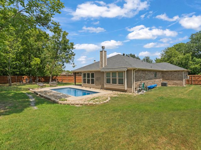 1700 Fairway Drive, Sherman, TX 75090