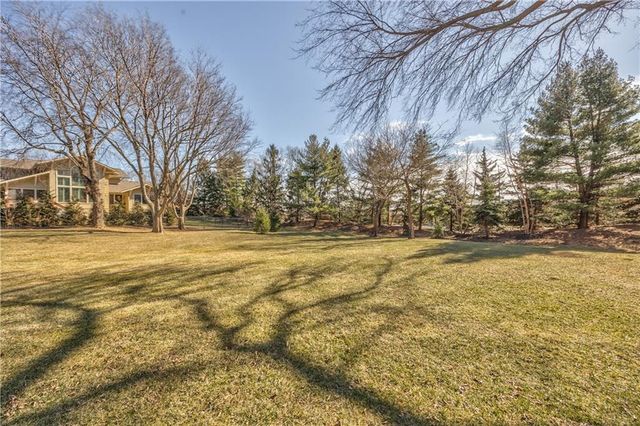 14236 Nieman Road, Overland Park, KS 66221