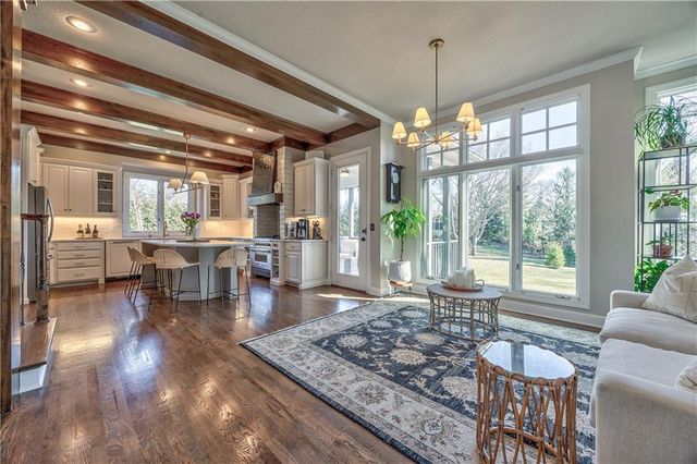 14236 Nieman Road, Overland Park, KS 66221