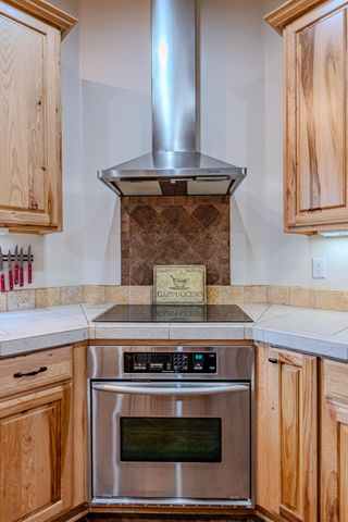 6 Storyteller Court, Sandia Park, NM 87047