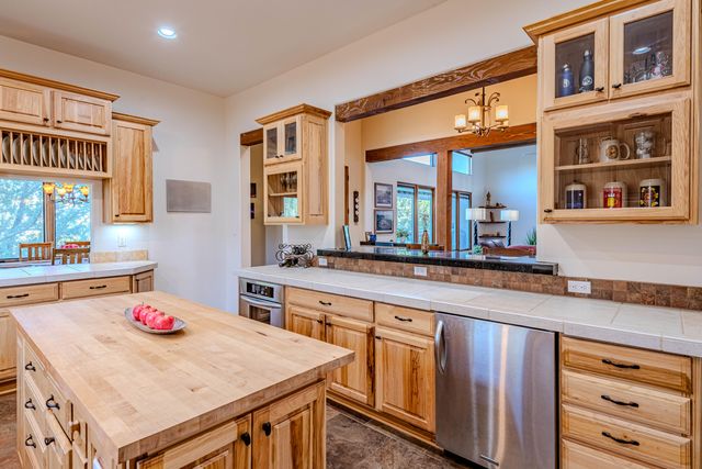 6 Storyteller Court, Sandia Park, NM 87047