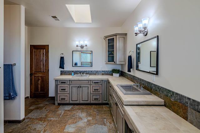 6 Storyteller Court, Sandia Park, NM 87047