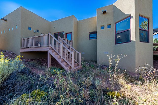 6 Storyteller Court, Sandia Park, NM 87047