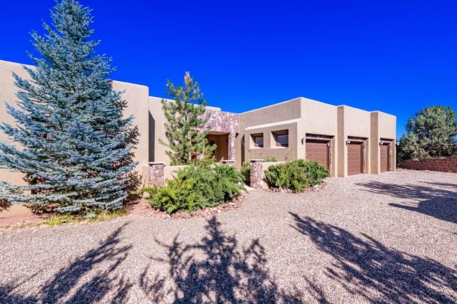 6 Storyteller Court, Sandia Park, NM 87047