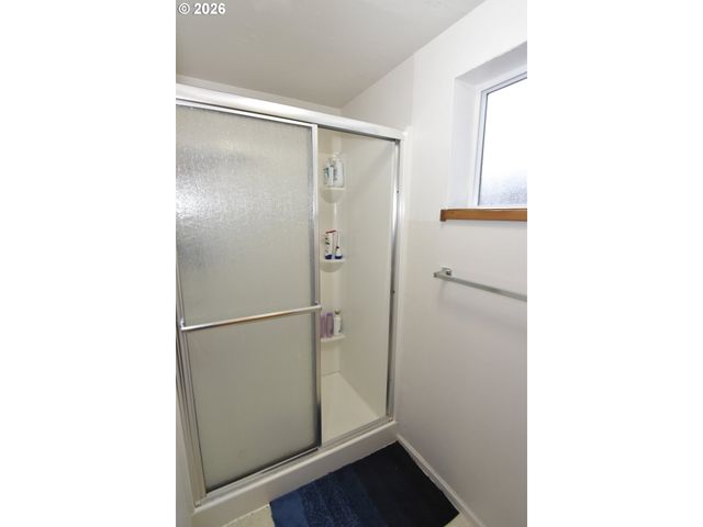 1120 E 24TH Ave, Eugene, OR 97403