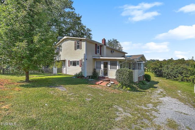 215 Bullock Hollow Road, Bristol, TN 37620