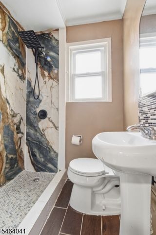 47 Durant Ave, Clifton City, NJ 07011